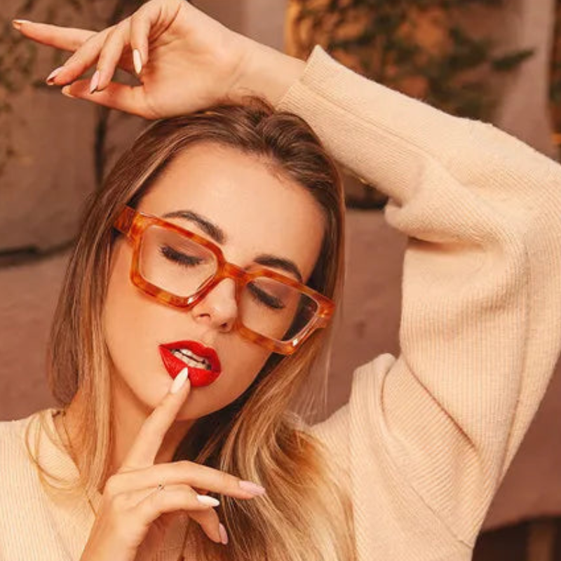 óculos vintageóculos retangularóculos para leituraóculos modernoóculos lente quadradaóculos lente gradienteóculos femininoóculos fashionistaóculos de luxoóculos de grauóculos armação grossaóculosoculos Resistente a riscosoculos Anti-reflexo