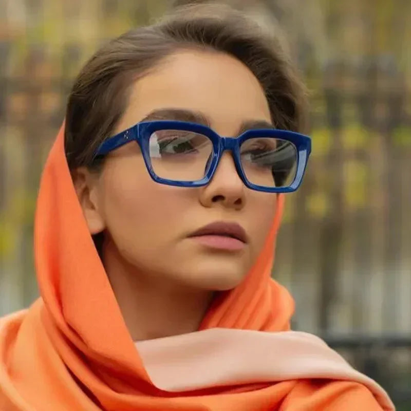 óculos quadradoóculos pretoóculos para leituraóculos modernoóculos leveóculos lente quadradaóculos femininoóculos fashionistaóculos de luxoóculos de grauóculosoculos Resistente a riscosoculos Anti-reflexo5.0 AVALIAÇÕES