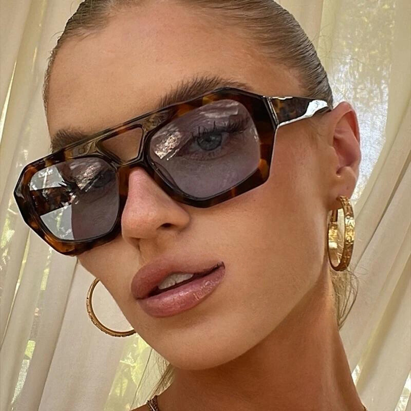 óculosoculos Anti-reflexoPolarizadooculos Resistente a riscoslentes uv5.0 AVALIAÇÕESUV+uv400óculos de luxoóculos de verãoóculos fashionistaóculos lente coloridaóculos lentes coloridasóculos modernoóculos para sairóculos vintage