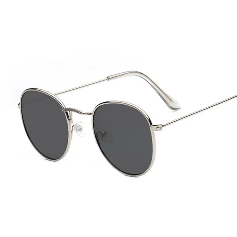 óculos pretoóculos para sairóculos modernoóculos masculinoóculos leveóculos lente redondaóculos femininoóculos fashionistaóculos esportistaóculos de verãoóculos de metalóculos de aluminioóculos aviadoróculosuv400UV+Polarizadooculos Resistente a riscosoculos de soloculos Anti-reflexo
