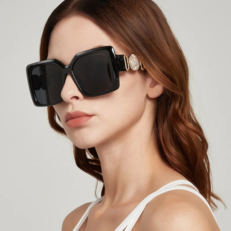 óculosoculos Anti-reflexooculos Resistente a riscoslentes uvPolarizado5.0 AVALIAÇÕESóculos armação grossaóculos de luxoóculos de verãoóculos fashionistaóculos femininoóculos lente quadradaóculos preto