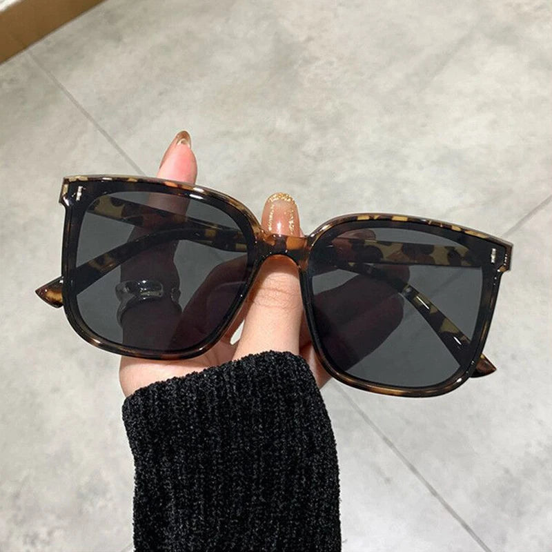 Óculos de Sol UV+ Feminino de Luxo Olho de Gato - Sttuna óculos vintageóculos olho de gatoóculos modernoóculos lente escuraóculos fashionistaóculos de luxoóculosuv400UV+Proteção UVPolarizadooculos Resistente a riscosoculos de sollentes uv