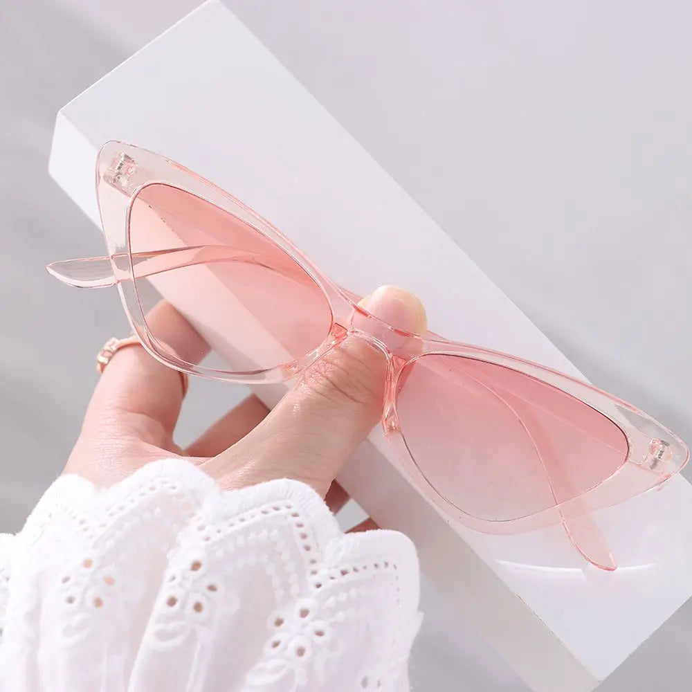 óculos vintageóculos trianguloóculos triangularóculos pretoóculos para sairóculos olho de gatoóculos modernoóculos LGBTóculos lente coloridaóculos femininoóculos fashionistaóculos de verãoóculos de luxoóculos compactoóculos coloridoóculosuv400UV+Proteção UVPolarizado