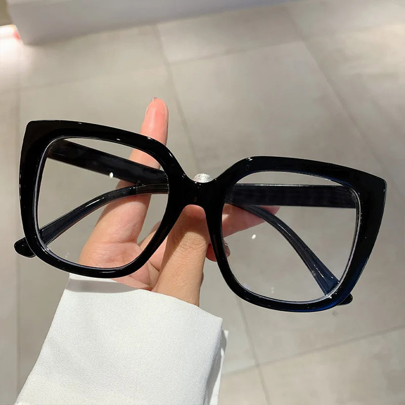 óculos vintageóculos retrôóculos quadradoóculos para leituraóculos modernoóculos leveóculos futuristaóculos femininoóculos fashionistaóculos de verãoóculos de luxoóculos de grauóculos coloridoóculos armação grossaóculosoculos Resistente a riscosoculos Anti-reflexo5.0 AVALIAÇÕES