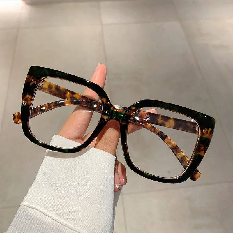 óculos vintageóculos retrôóculos quadradoóculos para leituraóculos modernoóculos leveóculos futuristaóculos femininoóculos fashionistaóculos de verãoóculos de luxoóculos de grauóculos coloridoóculos armação grossaóculosoculos Resistente a riscosoculos Anti-reflexo5.0 AVALIAÇÕES
