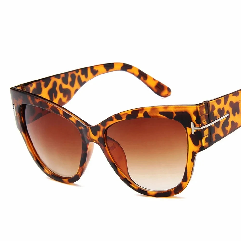 óculos vintageóculos pretoóculos para caminharóculos olho de gatoóculos lente gradienteóculos lente escuraóculos femininoóculos de verãoóculos de luxoóculos clássicoóculosuv400UV+Proteção UVPolarizadooculos de soloculos Anti-reflexolentes uv