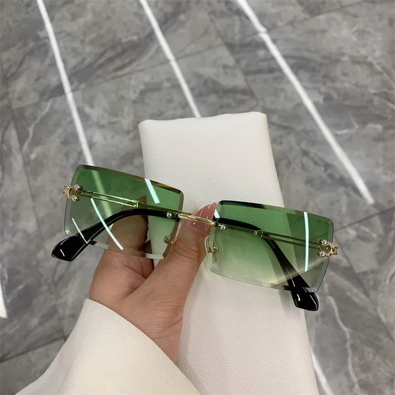 Óculos de Sol UV+ sem Moldura Gradiente em Metal Armação Fina - Summit óculos vintageóculos retangularóculos quadradoóculos lentes coloridasóculos lente quadradaóculos lente coloridaóculos fashionistaóculos douradoóculos de verãoóculos de passeioóculos de luxoóculos armação finaóculosuv400UV+Proteção UVPolarizadooculos Resistente a riscosoculos de soloculos Anti-reflexo