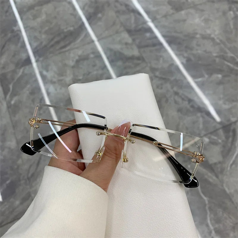 Óculos de Sol UV+ sem Moldura Gradiente em Metal Armação Fina - Summit óculos vintageóculos retangularóculos quadradoóculos lentes coloridasóculos lente quadradaóculos lente coloridaóculos fashionistaóculos douradoóculos de verãoóculos de passeioóculos de luxoóculos armação finaóculosuv400UV+Proteção UVPolarizadooculos Resistente a riscosoculos de soloculos Anti-reflexo