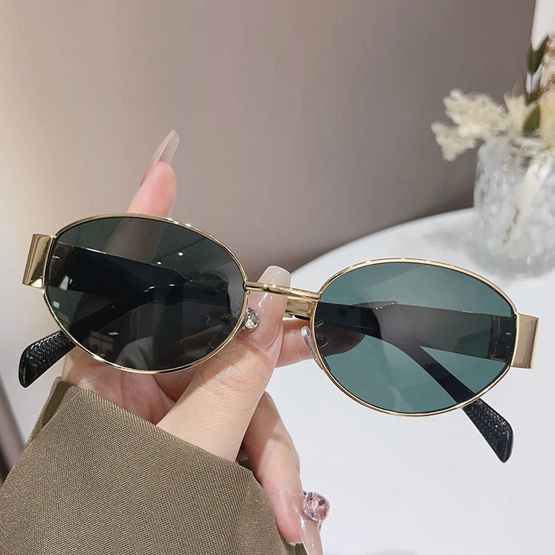 Óculos de Sol UV+ Clássico de Metal Víntage Lentes Ovais - Glamourz óculos vintageóculos retrôóculos pretoóculos para sairóculos ovalóculos lente escuraóculos fashionistaóculos de verãoóculos de passeioóculos de luxoóculos clássicoóculosuv400UV+Proteção UVPolarizadooculos Resistente a riscosoculos de soloculos Anti-reflexolentes uv