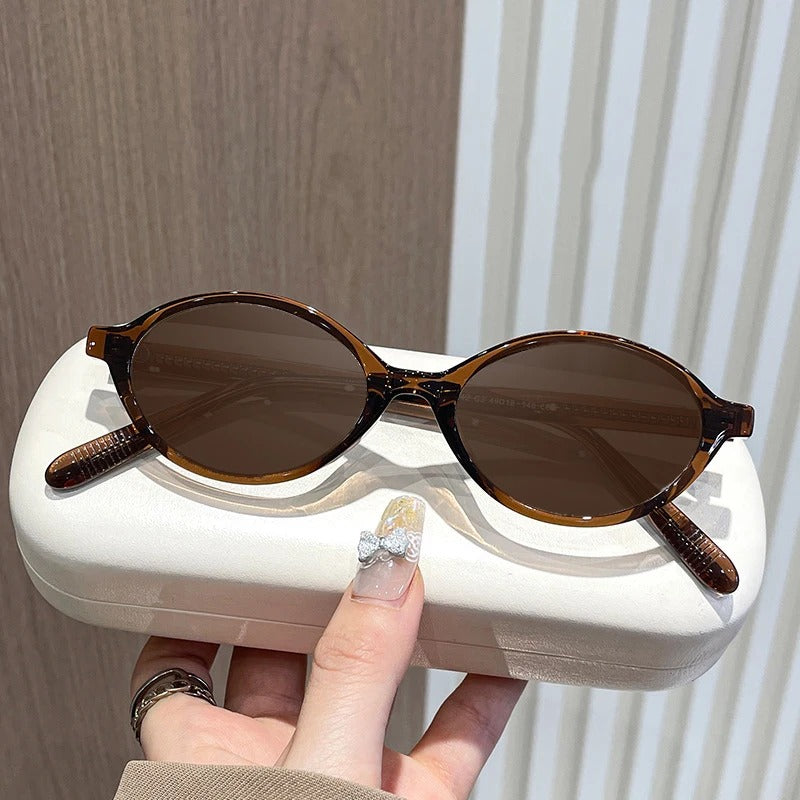 Óculos de Grau e Sol Feminino Oval Retrô - MM